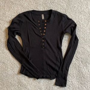 Free People Thermal Henley, Size XS 🖤